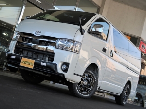 ハイエースバン安全装備追加 特別仕様車　ディーゼル4駆