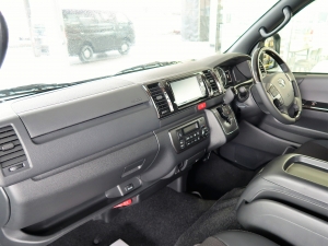 ハイエースバン 安全装備追加 特別仕様車