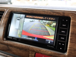 ハイエースバン丸目換装FD-classicカスタム　消防レッド