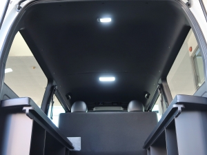 ハイエースバン安全装備追加 特別仕様車 ディーゼル2駆