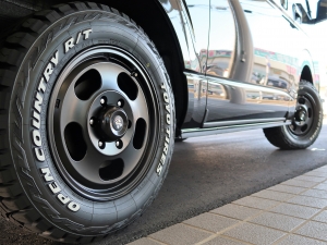 ハイエースバン安全装備追加 特別仕様車