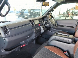 ハイエースバン安全装備追加 特別仕様車