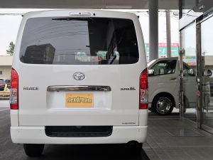 ハイエースバン特別仕様車ダークプライム2