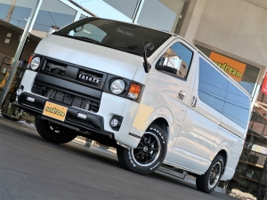 ハイエースバン特別仕様車ダークプライム2
