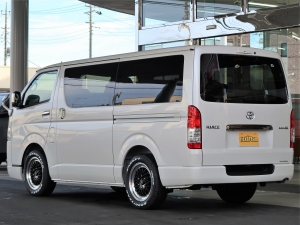 ハイエースバン特別仕様車ダークプライム2