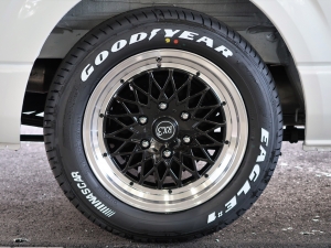 ハイエースバン特別仕様車ダークプライム2