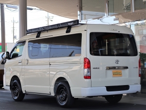 ハイエースバンアウトドア　キャンプ　ワイドバン四駆