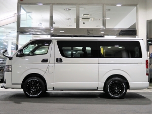 ハイエースバン安全装備追加 特別仕様車