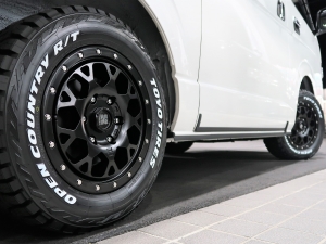 ハイエースバン安全装備追加 特別仕様車