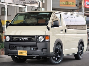 ハイエースＶDX　4WD　ディーゼル　丸目