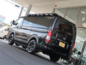 ハイエースバン特別仕様車ダークプライム2