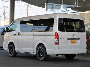 ハイエースワゴン１０人乗り　車中泊仕様