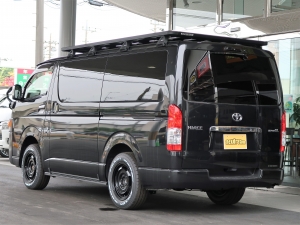 ハイエースバンディーゼル4WD　丸目カスタム　ネオクラシック