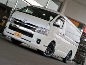 ハイエースワゴン新車コンプリート　ハイエースワゴン２ＷＤ