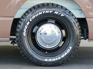 ハイエースバンDX　4WD　ディーゼル　丸目