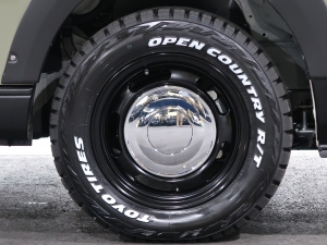 ハイエースバンディーゼル4WD　丸目カスタム　ネオクラシック