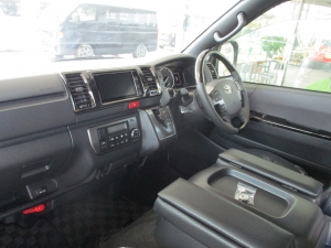 ハイエースバン一部改良後 安全装備追加 特別仕様車