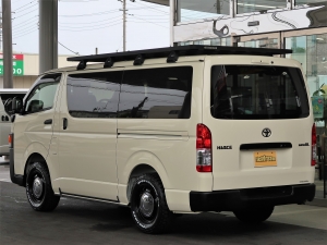 ハイエースバンディーゼル4WD　丸目カスタム　ネオクラシック