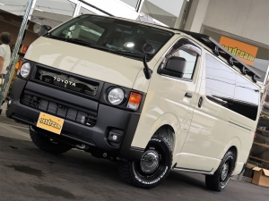 ハイエースバンディーゼル4WD　丸目カスタム　ネオクラシック