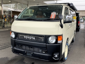 ハイエースＶディーゼル4WD　丸目カスタム　ネオクラシック