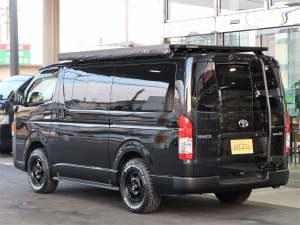 ハイエースバンディーゼル4WD　丸目カスタム　ネオクラシック