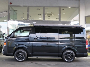 ハイエースバンディーゼル4WD　丸目カスタム　ネオクラシック