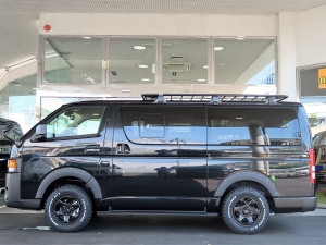 ハイエースバンDX　4WD　ディーゼル　丸目