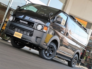 ハイエースバンDX　4WD　ディーゼル　丸目