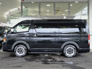 ハイエースワゴン１０人乗り　車中泊できる街乗り仕様車