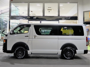 ハイエースバン安全装備追加 特別仕様車