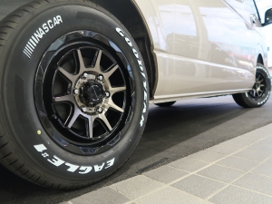 ハイエースバンスパロン　4WD　ディーゼル