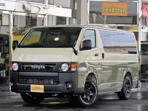 ハイエースＶディーゼル4WD　丸目カスタム　ネオクラシック