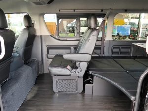 ハイエースワゴン一部改良後 安全装備追加　新車コンプリート