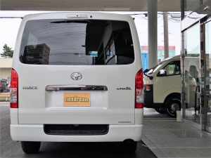 ハイエースバン新車一部改良後　ディーゼル四駆