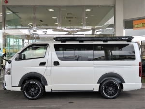 ハイエースバン新車一部改良後　ディーゼル四駆