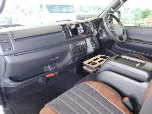 ハイエースバン新車一部改良後　ディーゼル四駆