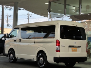 ハイエースワゴン10人乗りワゴン　車中泊できる街乗り仕様車