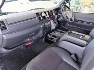 ハイエースバン一部改良後 安全装備追加 特別仕様車