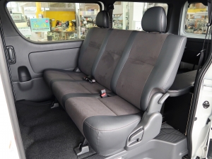 ハイエースバン一部改良後 安全装備追加 特別仕様車