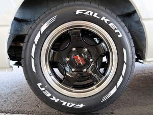 ハイエースバンスパロン　4WD　ディーゼル