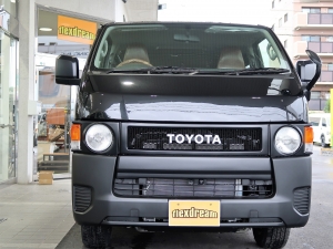 ハイエースバンDX　4WD　ディーゼル　丸目