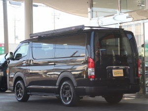 ハイエースバンディーゼル4WD　丸目カスタム　ネオクラシック
