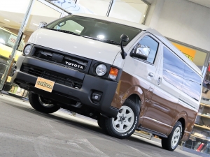 ハイエースワゴン１０人乗り　車中泊できる街乗り仕様車