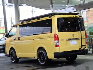ハイエースバンディーゼル4WD　丸目カスタム　ネオクラシック
