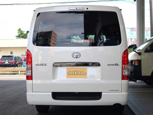 ハイエースバン 特別仕様車　ハイエースカスタム