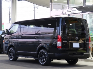 ハイエースバン新車一部改良後　ディーゼル四駆
