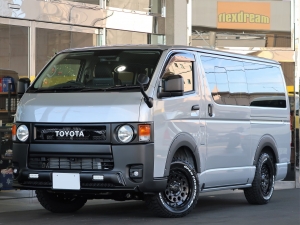 ハイエースＶディーゼル4WD　丸目カスタム　ネオクラシック