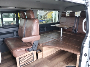 ハイエースワゴン新車コンプリート　ハイエースワゴン２ＷＤ