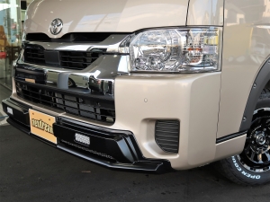 ハイエースバンスパロン　4WD　ディーゼル
