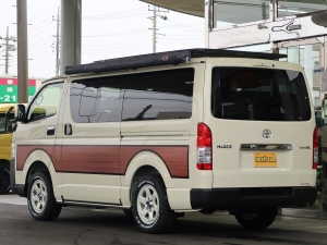 ハイエースバンディーゼル4WD　丸目カスタム　ネオクラシック